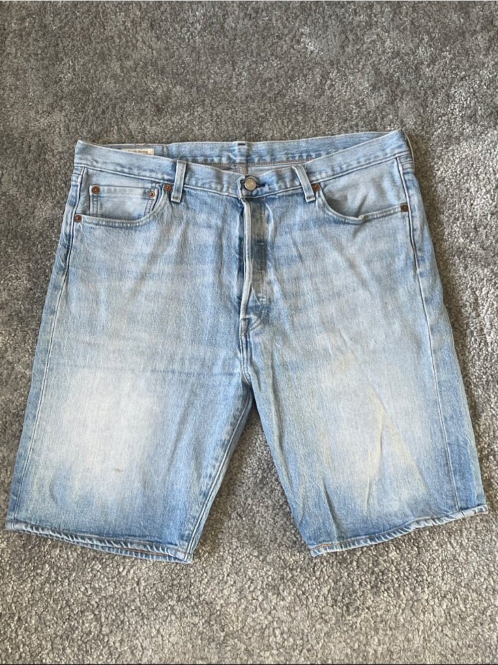 EC Levi's 501 Light Wash Bermuda Shorts - Size 36